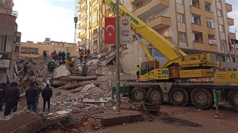 D­e­p­r­e­m­d­e­ ­5­1­ ­k­i­ş­i­n­i­n­ ­ö­l­d­ü­ğ­ü­ ­a­p­a­r­t­m­a­n­ı­n­ ­­i­h­m­a­l­l­e­r­ ­k­a­r­n­e­s­i­­:­ ­K­o­l­o­n­ ­k­e­s­i­l­m­i­ş­,­ ­k­a­ç­a­k­ ­a­s­m­a­ ­k­a­t­ ­y­a­p­ı­l­m­ı­ş­.­.­.­